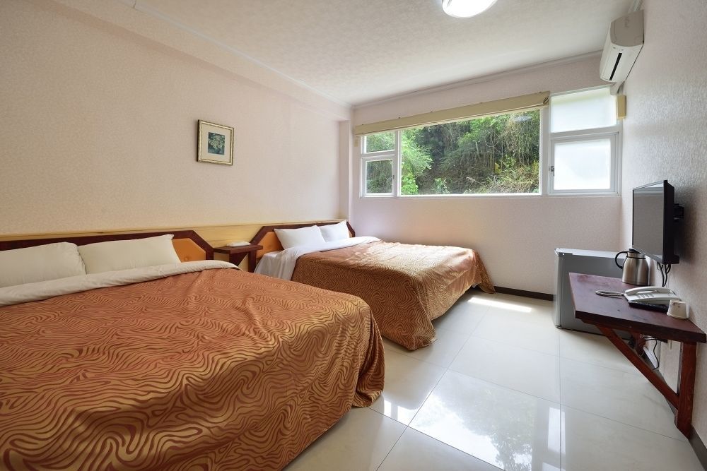 Dingdai Cherry Blossoms Resort Nantou Exterior photo